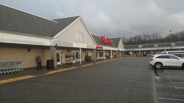 Mount Sinai Shopping Center: 5507 Nesconset Hwy, Mount Sinai, NY 11766